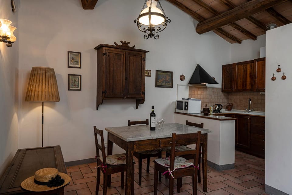 Borgo Villa Certano - Case Vacanza in Toscana Farm Stay in Tuscany