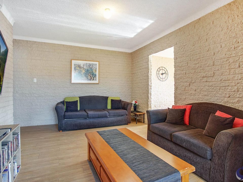 Apollo Unit 12 Ground Floor Apartment in Narooma
