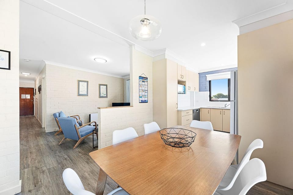 Apollo Unit 21 1st Floor Apartment in Narooma