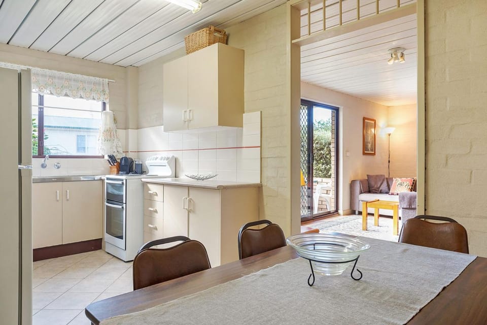 Apollo Unit 27 - Ground Floor - C Block Apartment in Narooma