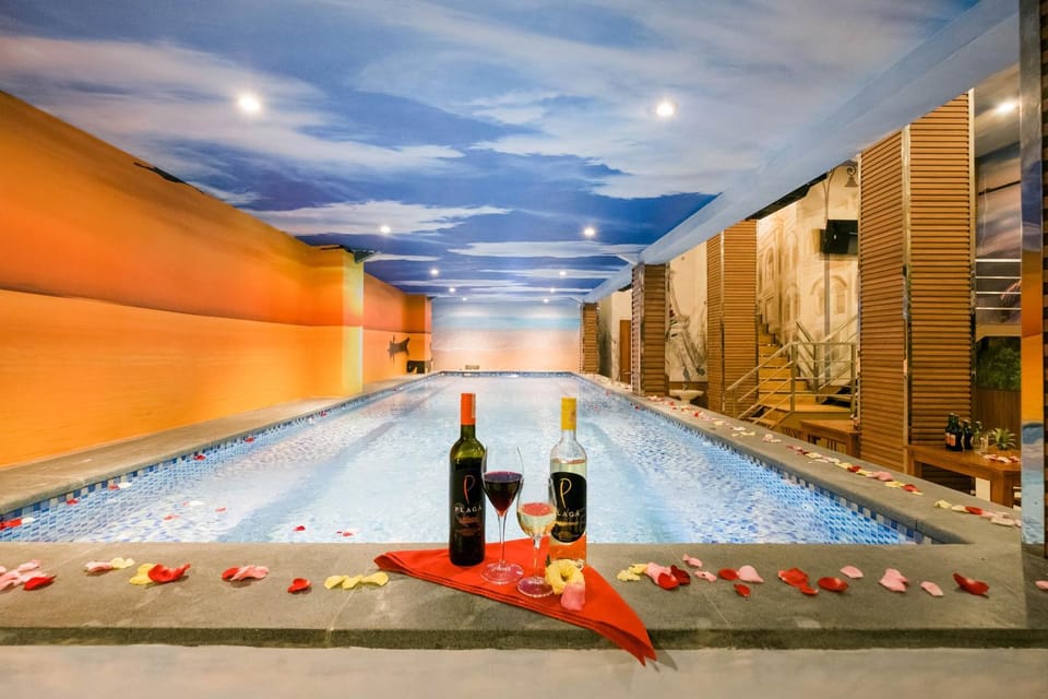 Swimming pool