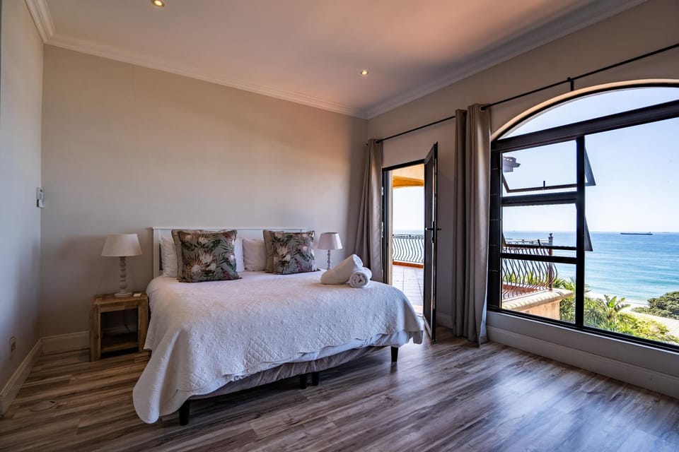 6 Bedroom Tuscan Styled Home in Umdloti Beach House in KwaZulu-Natal