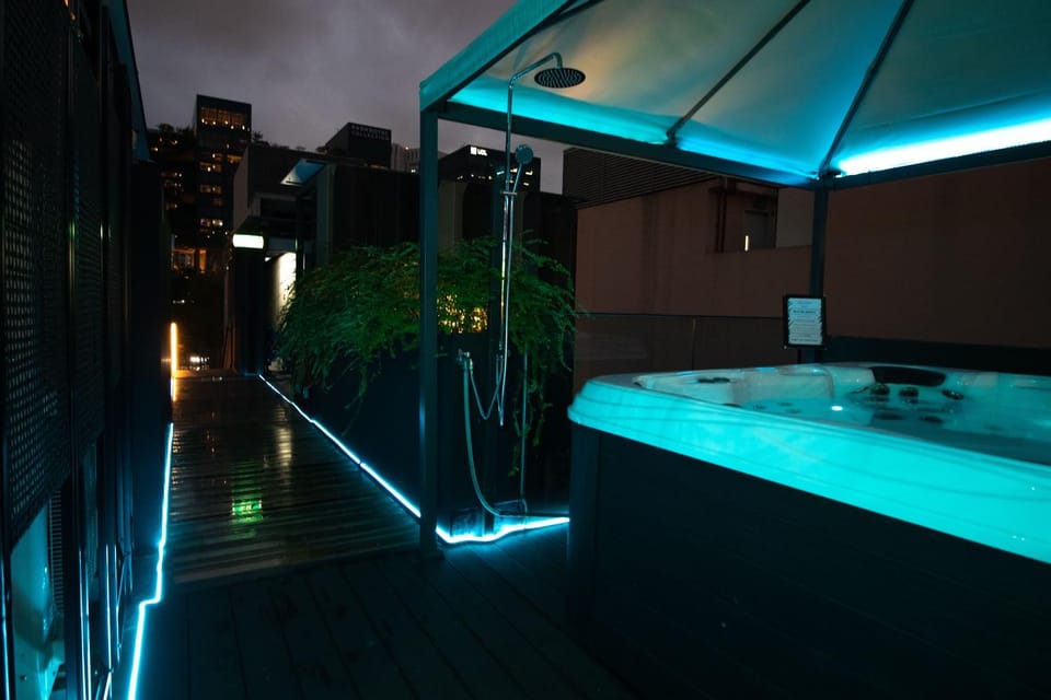 Hot Tub