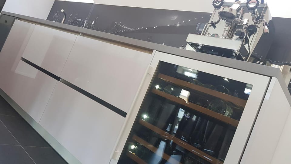 Kitchen or kitchenette, Decorative detail