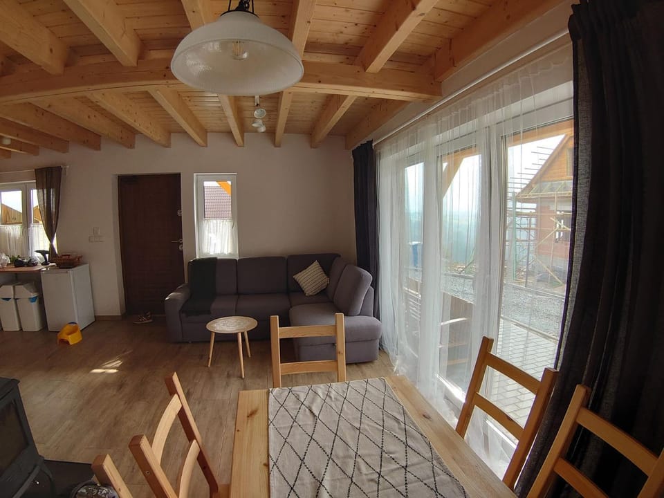 Wilk i Owca Chalet in Slovakia