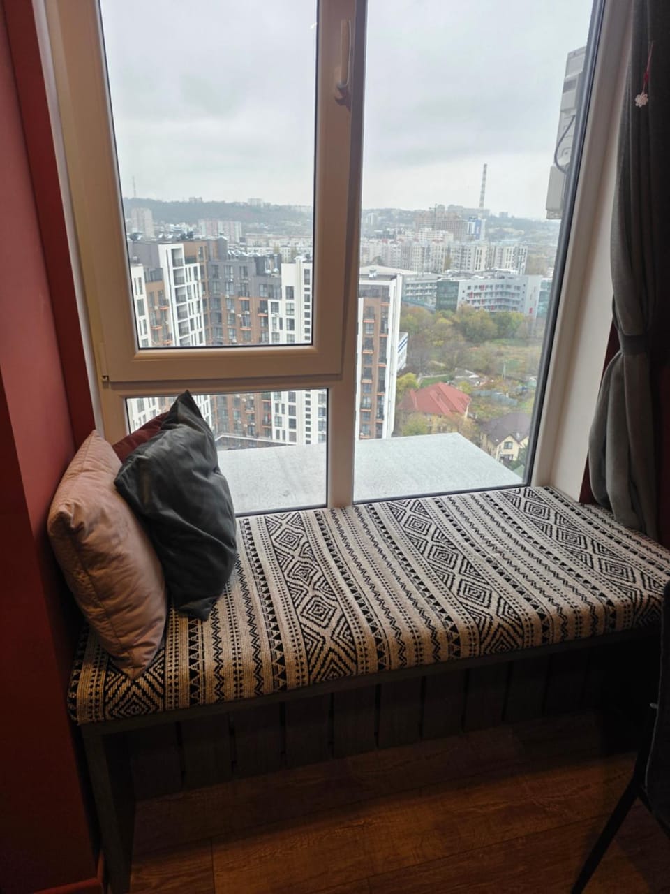 New 2-Bedrooms Design in front of Сircus Apartment in Chișinău