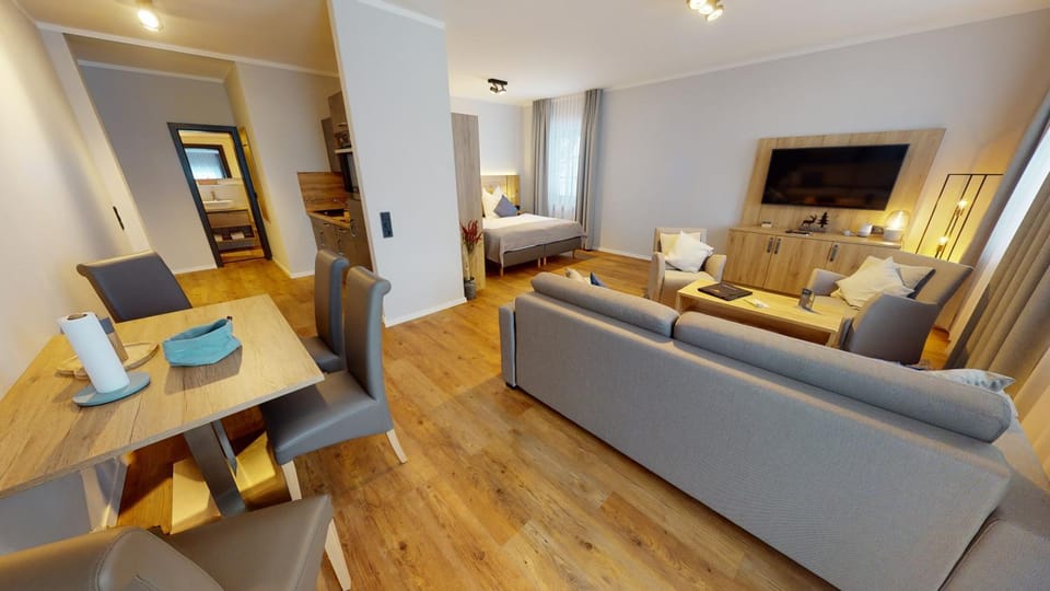 Living room, Dining area