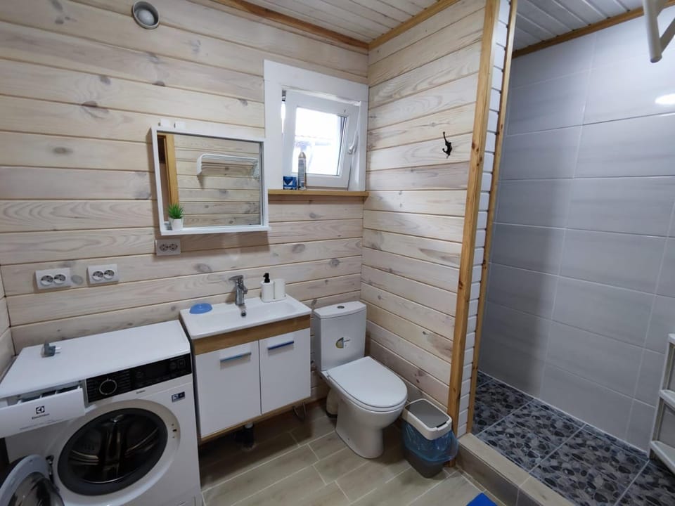 Дом Дискавери семейный у моря! House in Odessa Oblast