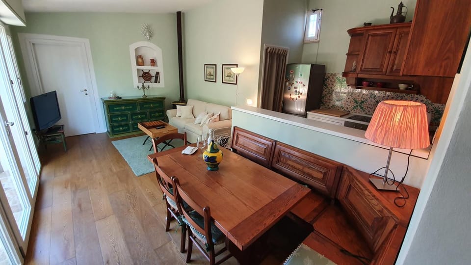 Living room, On site
