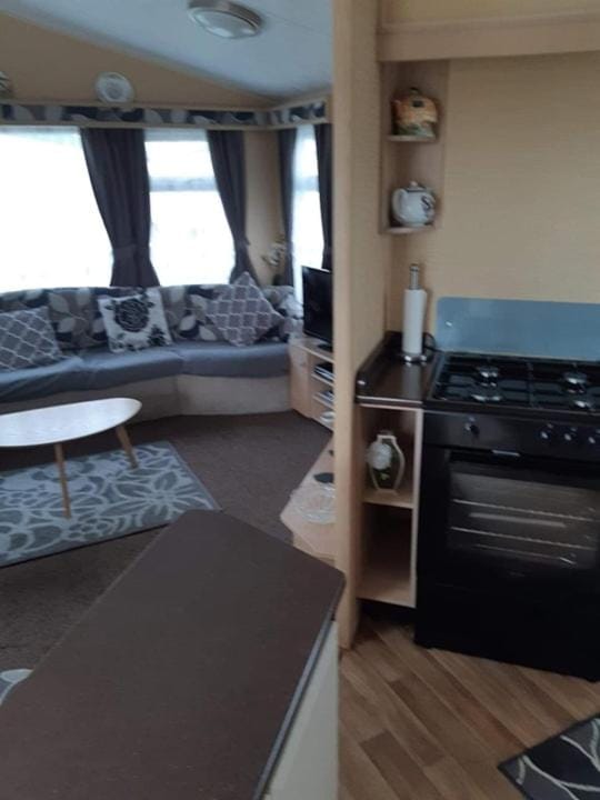 MV203 3 bedroom Deluxe caravan Apartment in Chapel Saint Leonards
