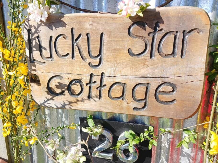 Property logo or sign, Street view