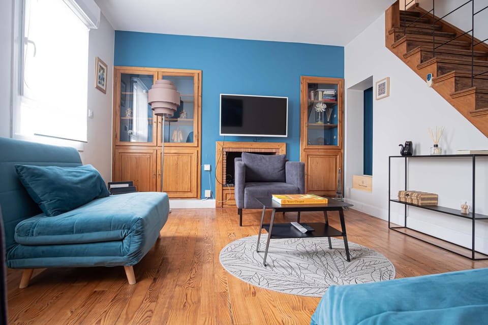 TV and multimedia, Living room