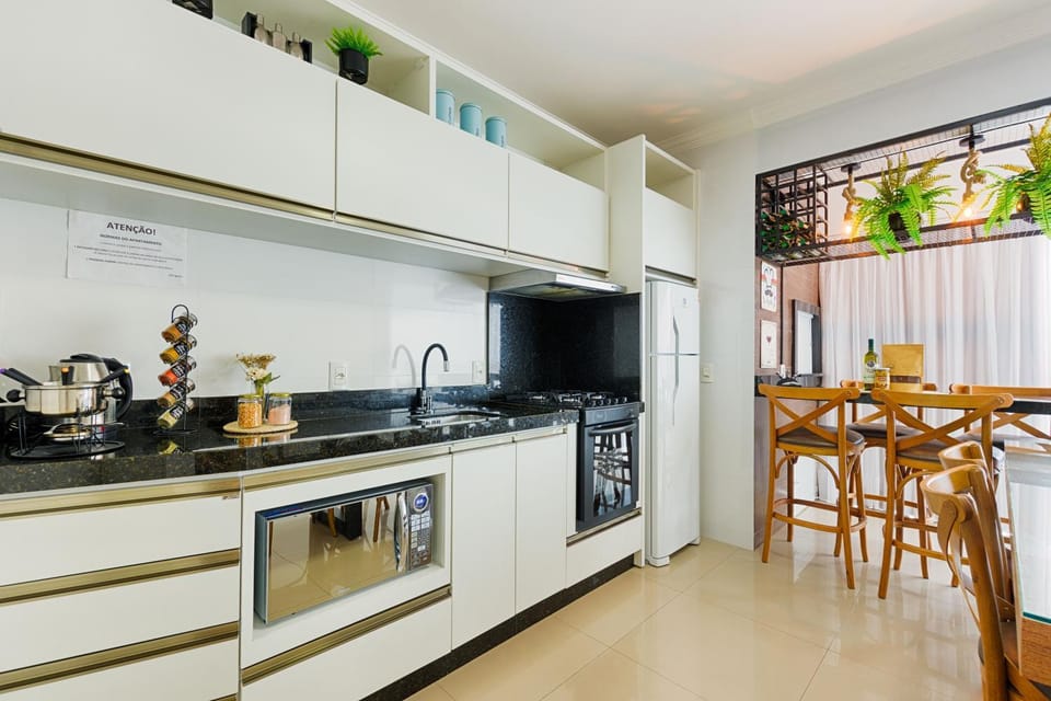APT NOVO, LOCALIZAÇÃO PRIVILEGIADA 60 MT DO TERMAS Apartment in State of Santa Catarina