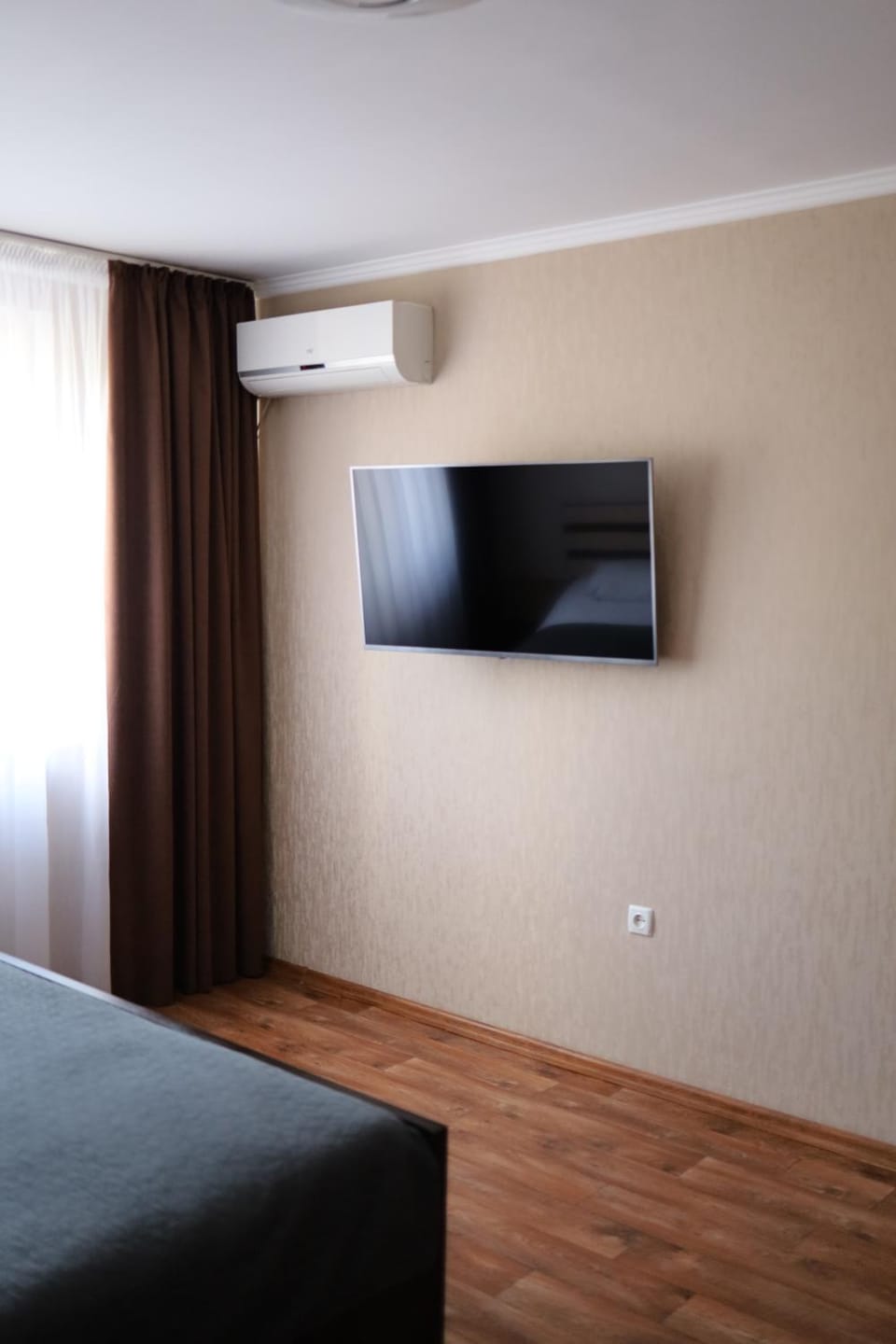 Апартаменты возле Днепра Apartment in Ukraine