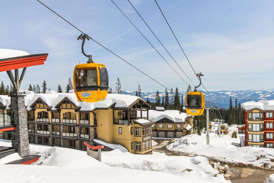 Glacier Lodge 103 Apartment in British Columbia