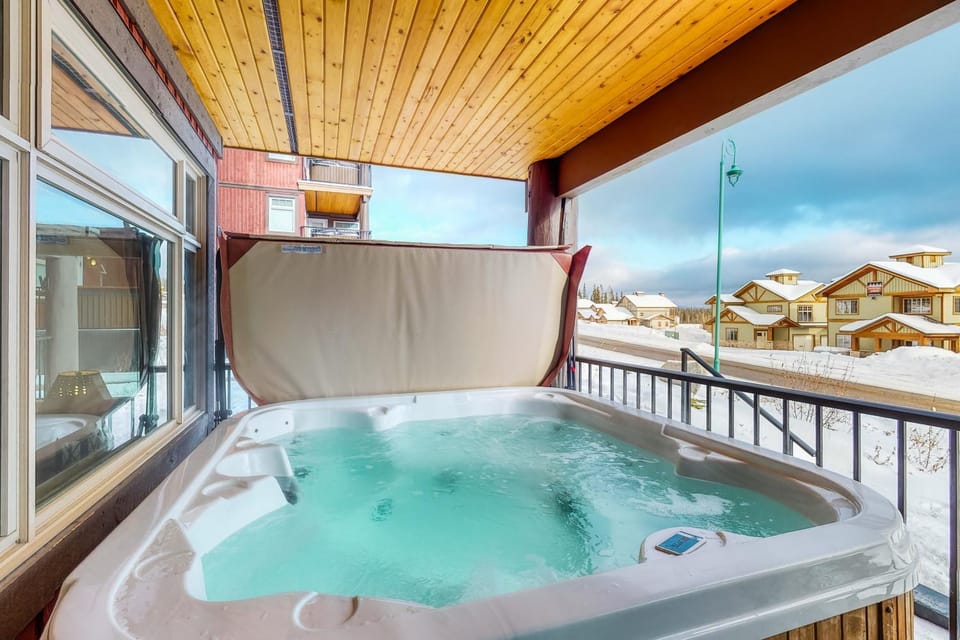 Raven 104 Apartment in British Columbia
