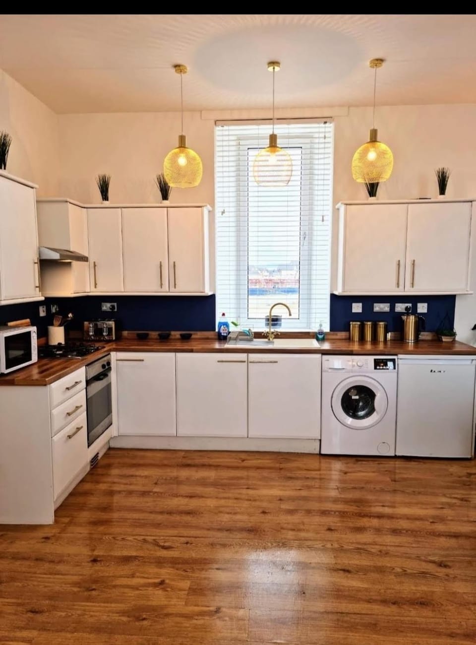 City Centre Flat, Harbour View Apartment in Inverness