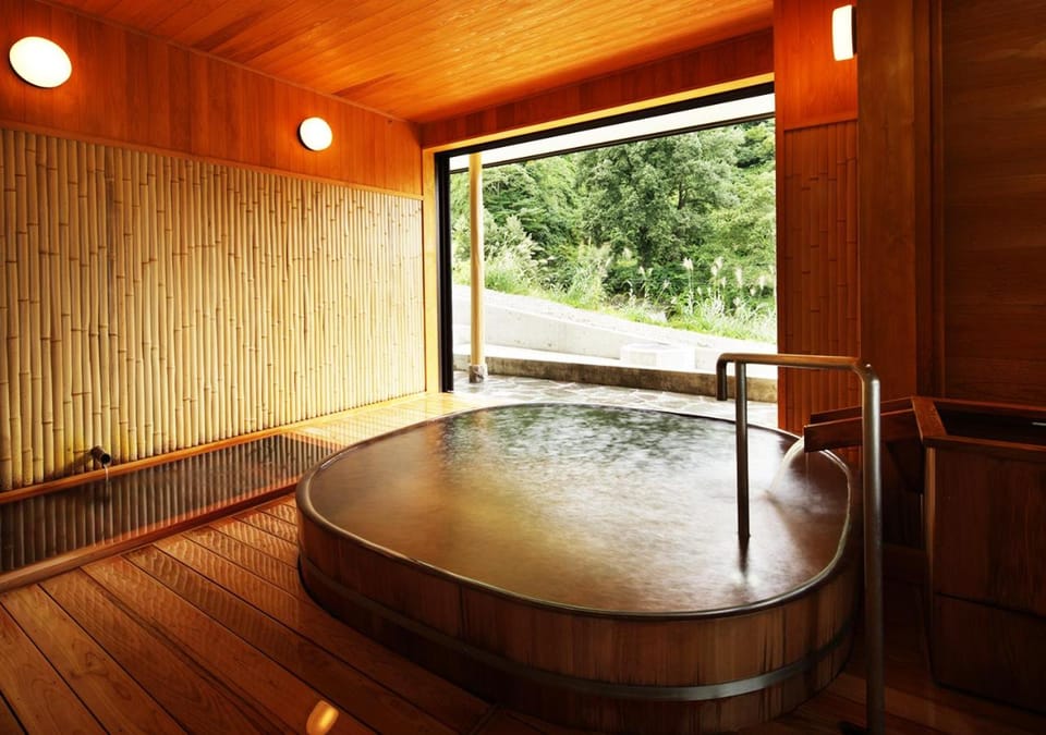 Hot Spring Bath, Bathroom