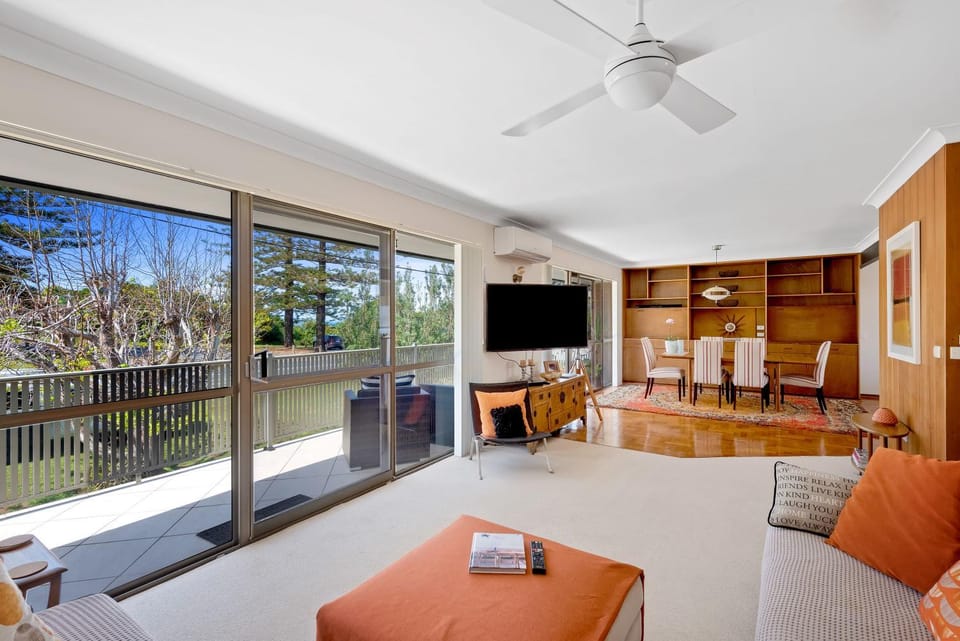 Fi's relaxing Beach House Apartment in Port Macquarie