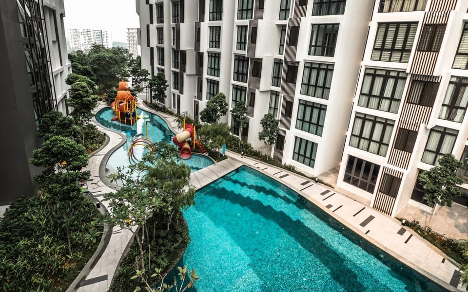 Property building, Swimming pool
