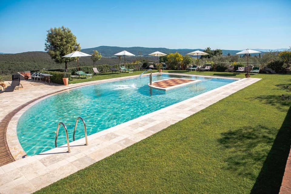 Swimming pool, Swimming pool
