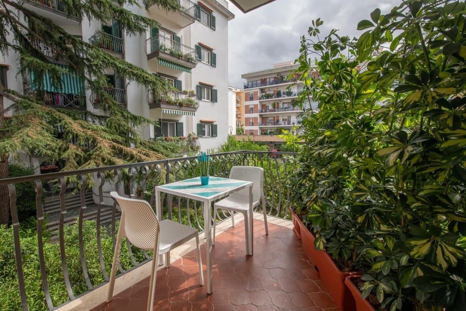 Inner courtyard view