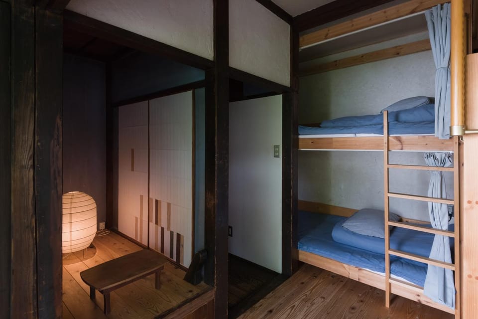 Bed, Photo of the whole room, Bedroom, bunk bed