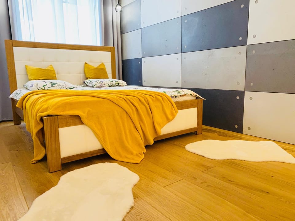 New Wave Apartment Big & Beautiful Apartment in Poland