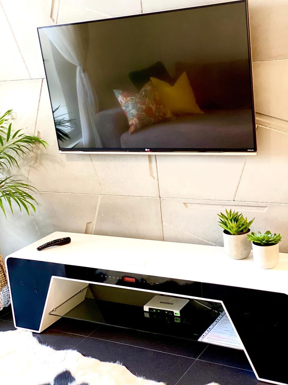 New Wave Apartment Big & Beautiful Apartment in Poland