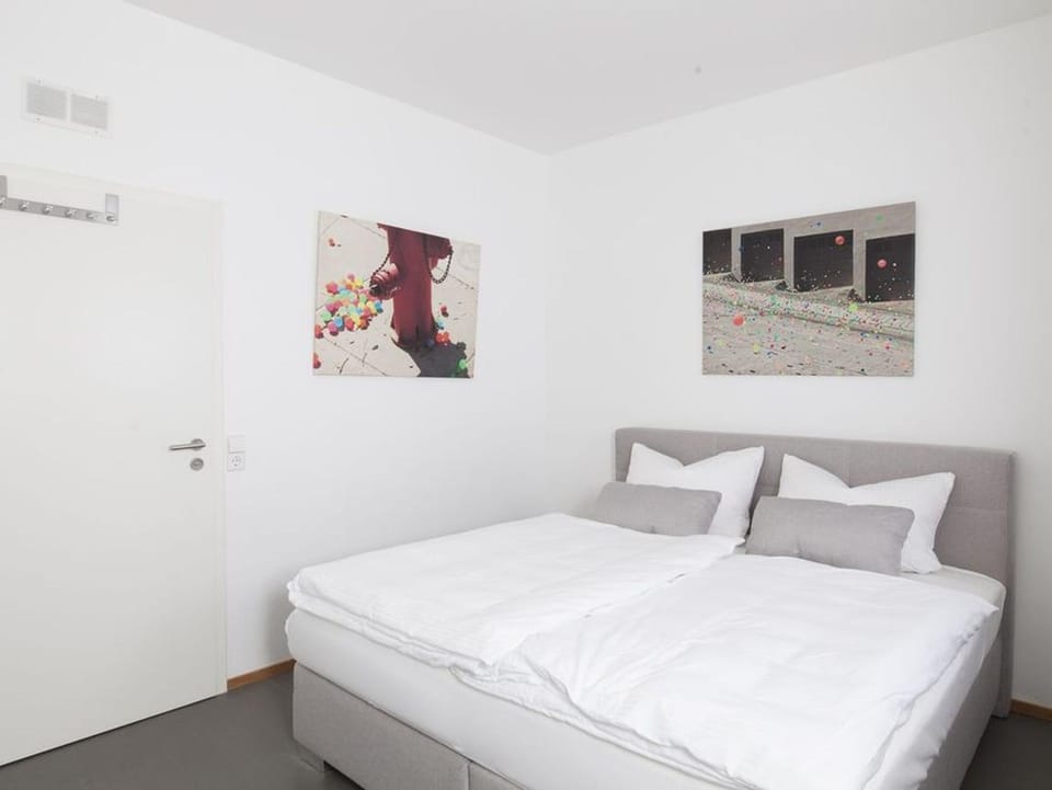 Living room, Bedroom