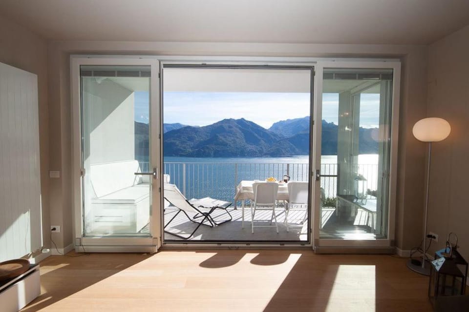 Property building, Balcony/Terrace