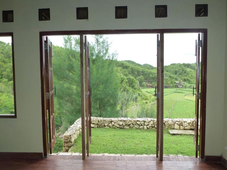 Balcony/Terrace, Living room, Seating area, Garden view, Mountain view, Inner courtyard view