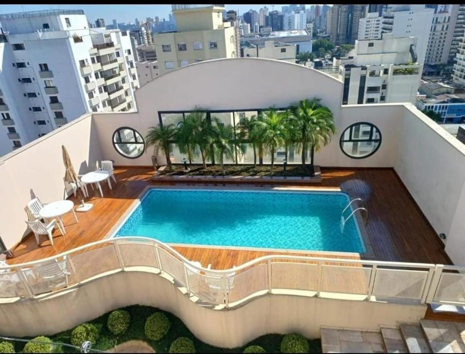 Bird's eye view, Swimming pool
