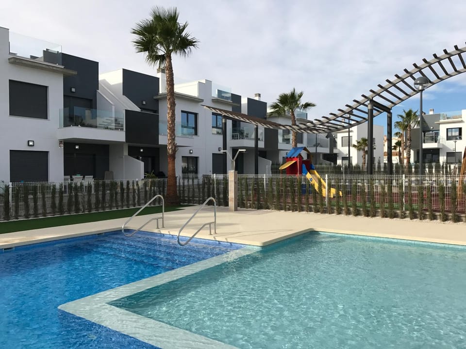 Property building, Pool view