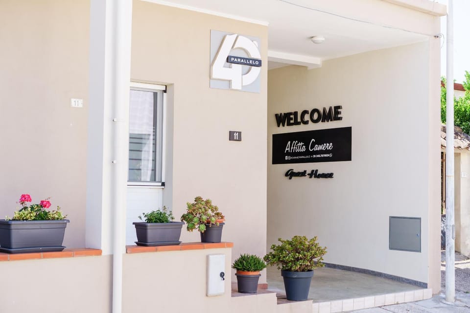 Property building, Property logo or sign