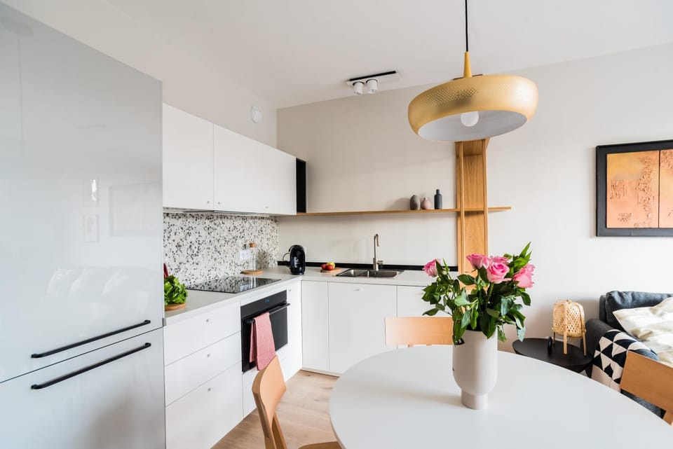 Kitchen or kitchenette, Communal kitchen