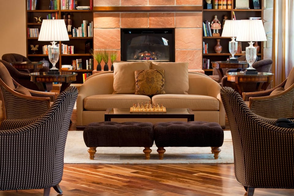 Communal lounge/ TV room, Lobby or reception