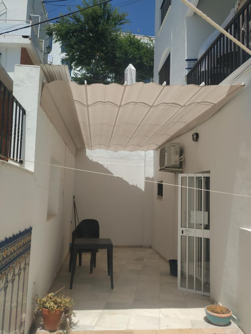 Apartamento primera linea de playa con gran patio, consultar disponibilidad de aparcamiento Apartment in Conil de la Frontera