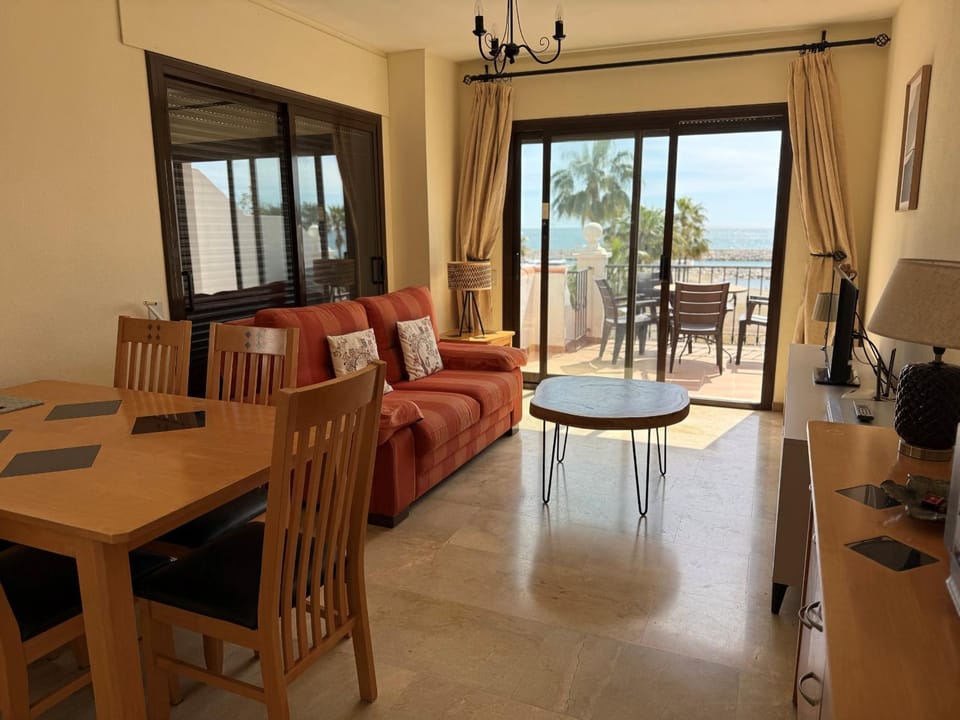marina real 425 Apartment in Costa del Sol