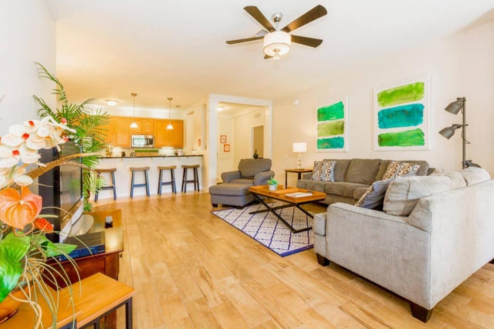 Vista Cay at Epic Universe - Luxury 3 bedroom condo Apartment in Orlando