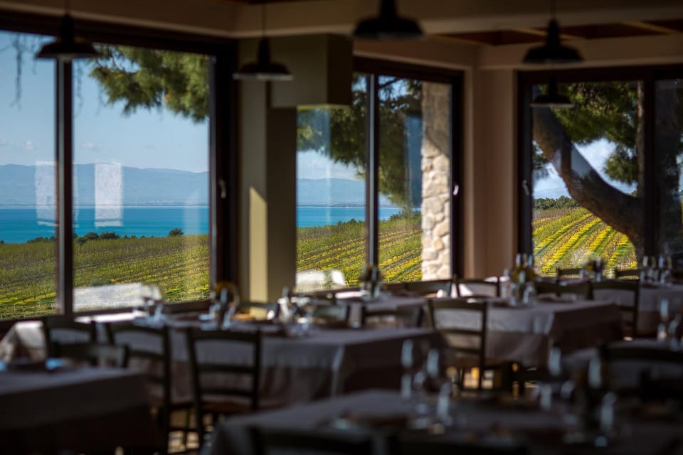 Restaurant/places to eat, Spring