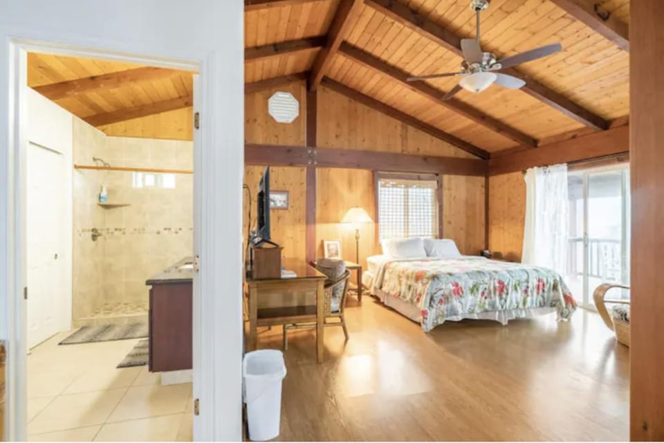 Serenity Hale Bed and Breakfast in South Kona
