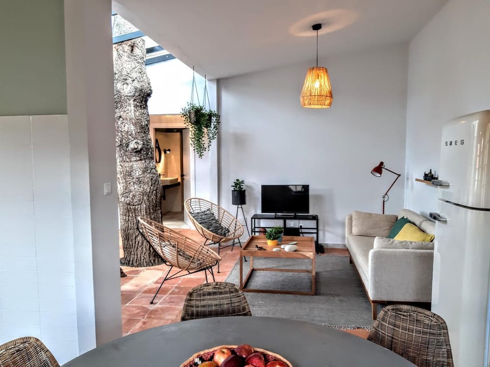 Beach Tree House House in Vila Baleira