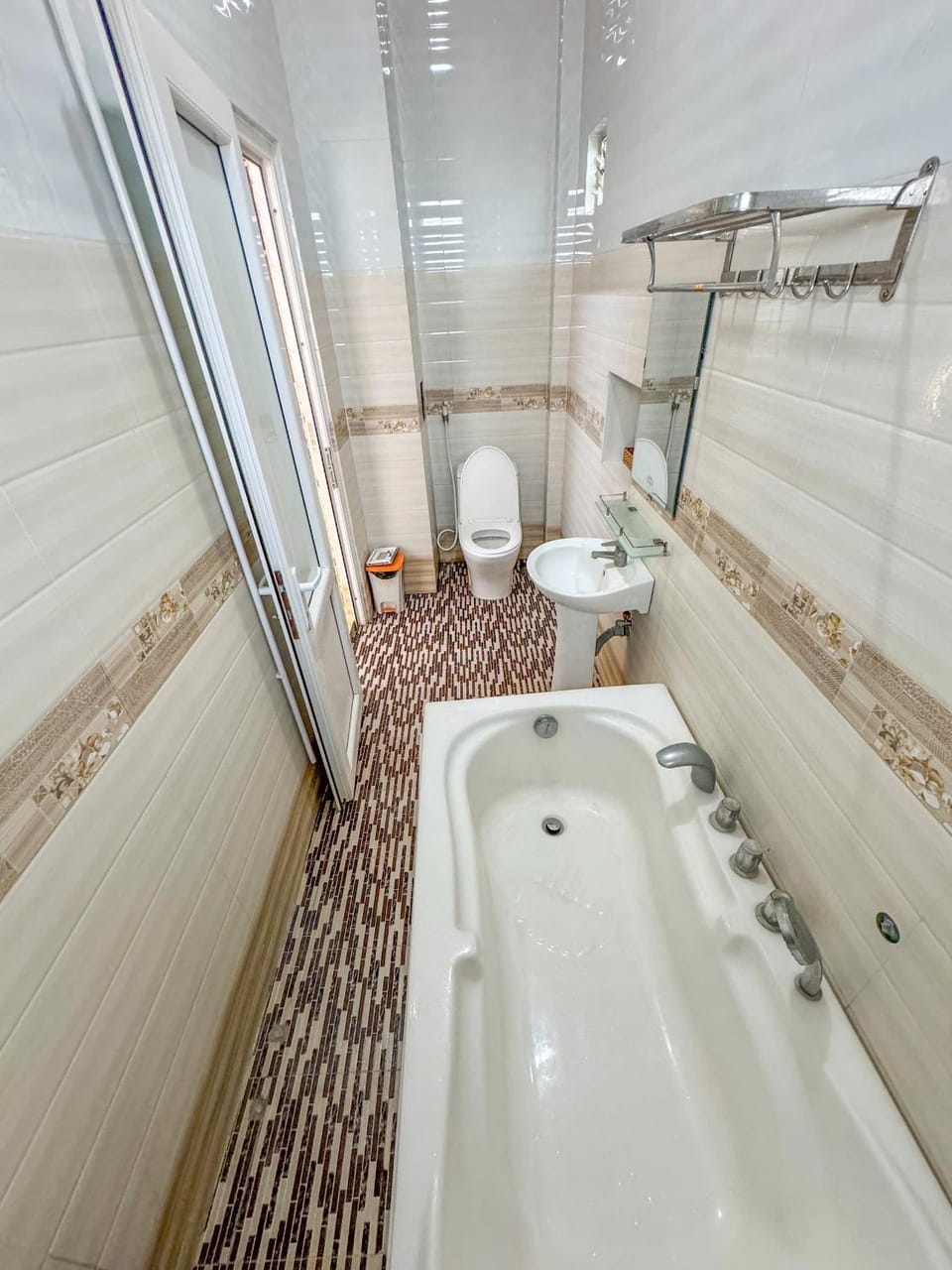 La Min Hotel - Đảo Phú Quý Hotel in Bình Thuận Province