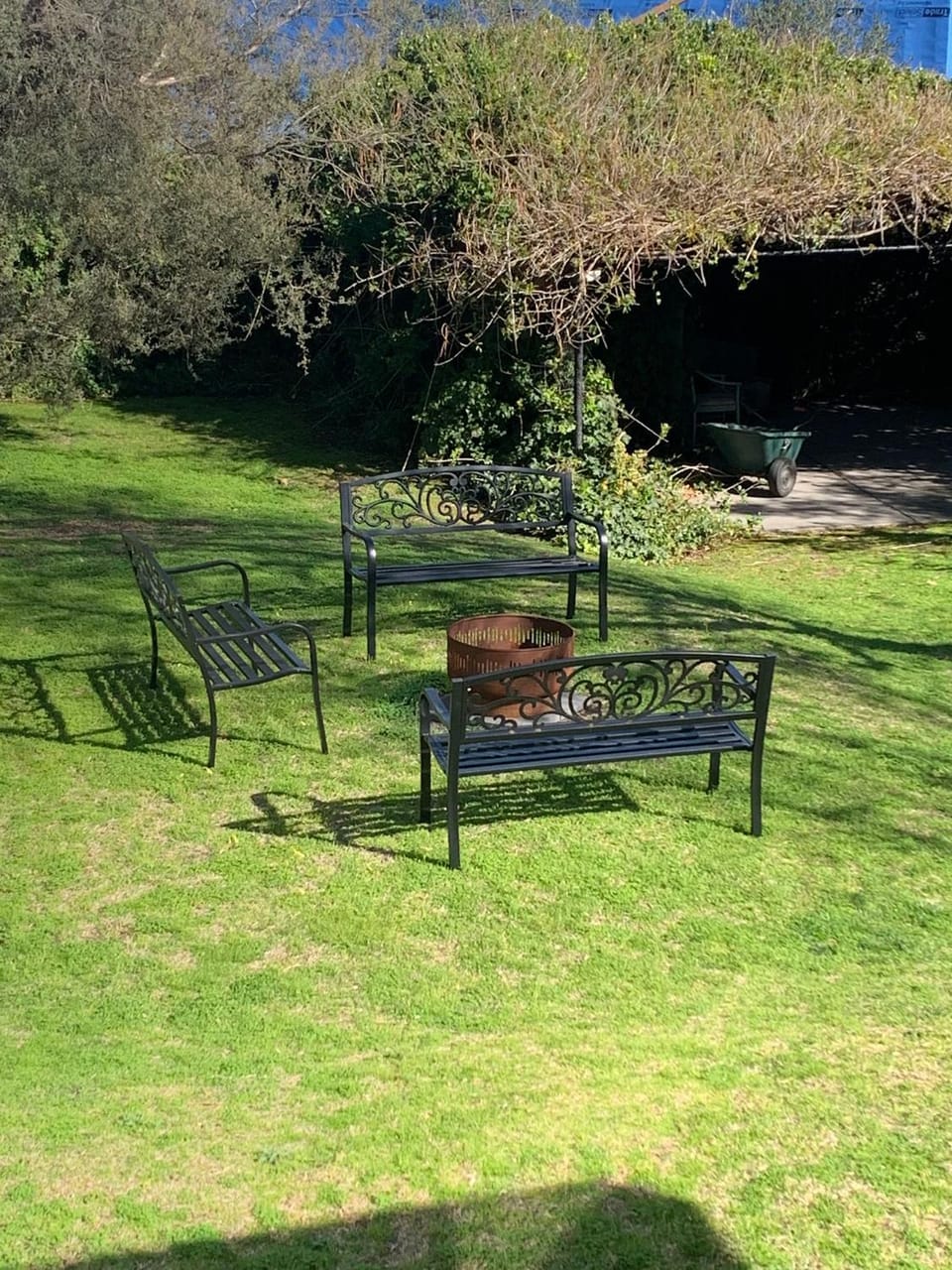 Ellis Cottage Sorrento plus Guest House House in Portsea