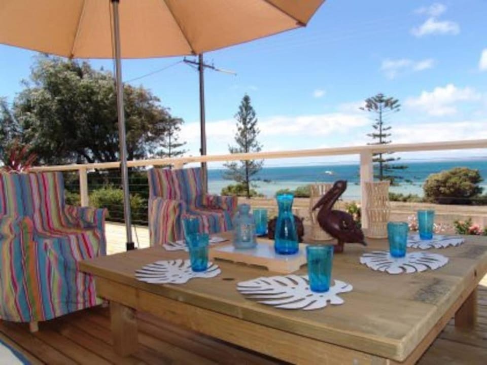 Baywater House in Kingscote