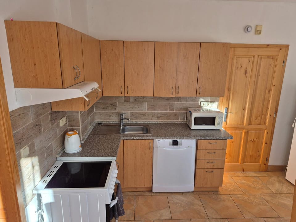 Apartmány Na Stráži Apartment in Lower Silesian Voivodeship