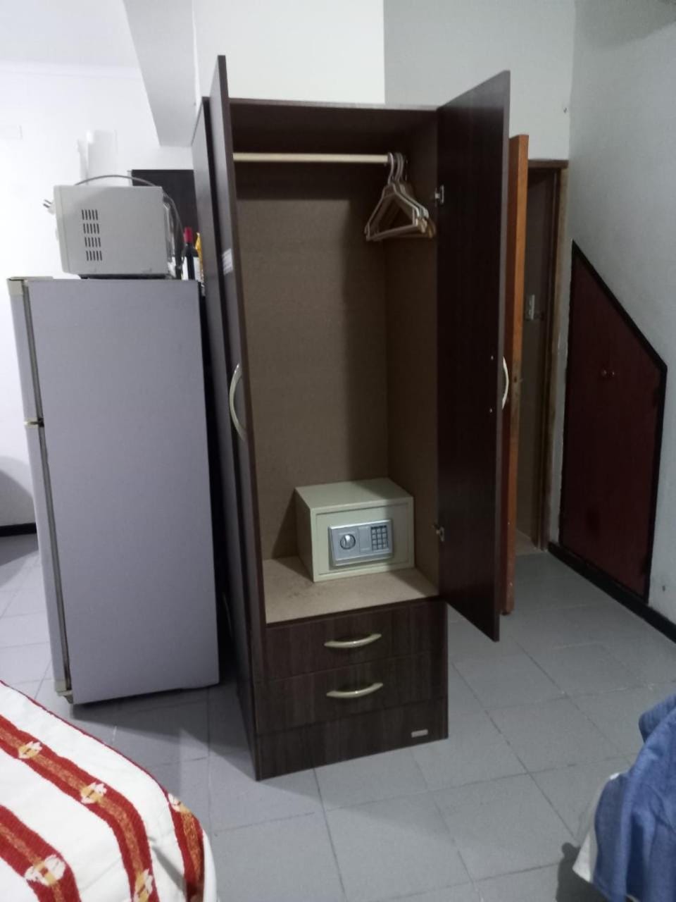 wardrobe
