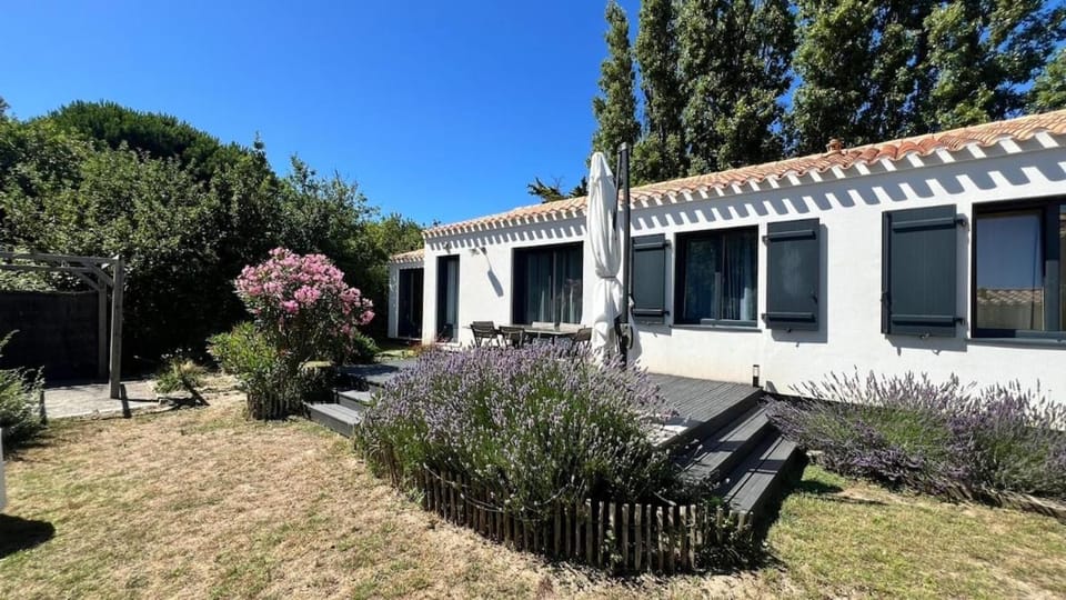 L Her Beau d Hier House in Pays de la Loire