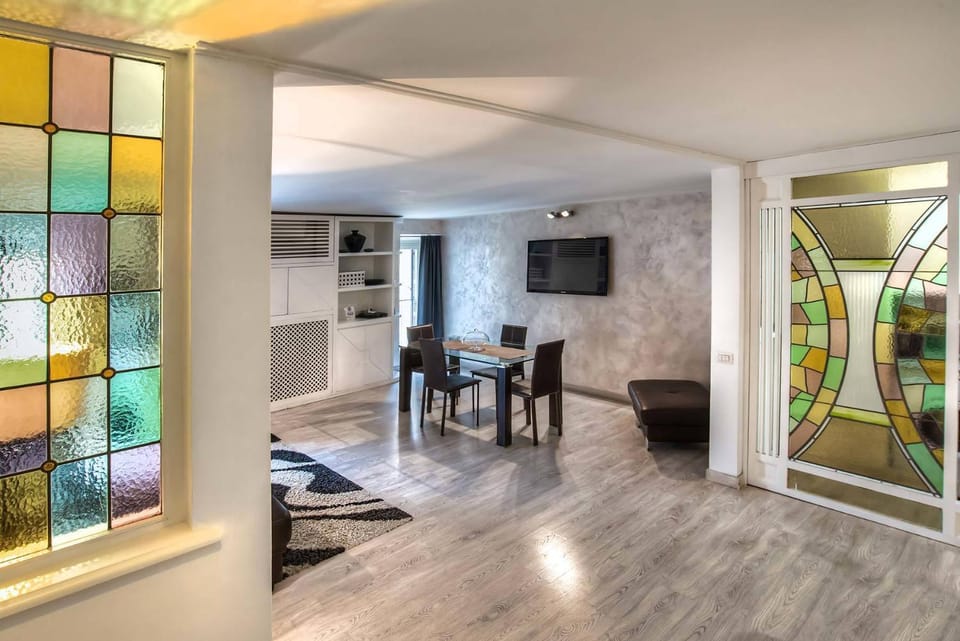 TV and multimedia, Living room